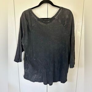 Women's Gray Tee with Fading Look